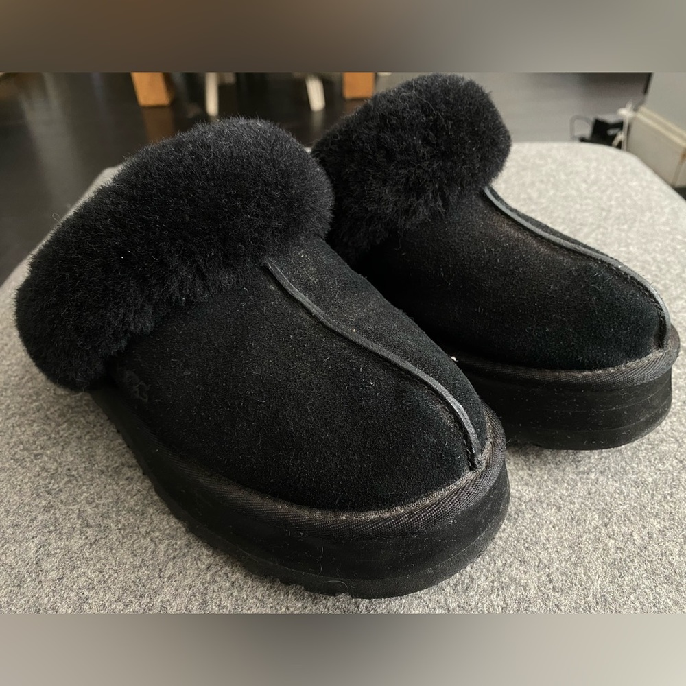 UGGS DISQUETTE PLATFORM SLIP ONS